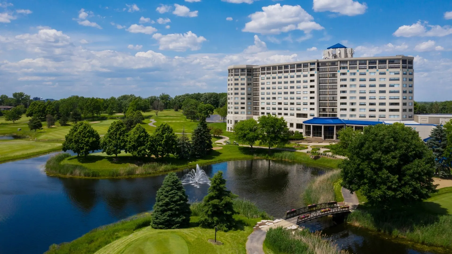 Hilton Chicago Oak Brook Hills Resort & Conference Center